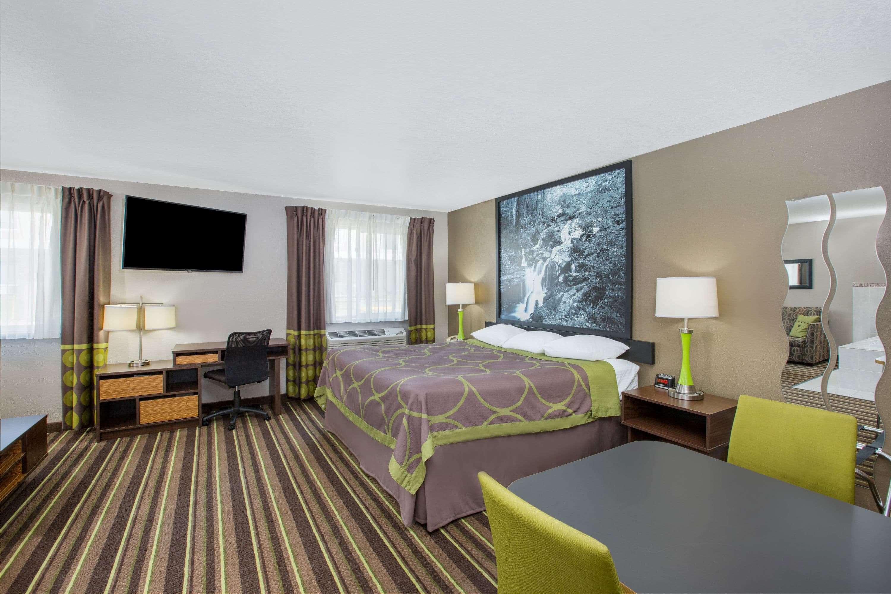 Super 8 By Wyndham Brookings Hotel Exterior foto